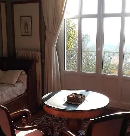 Chateau Les Hauts Face Mont Michel Villa